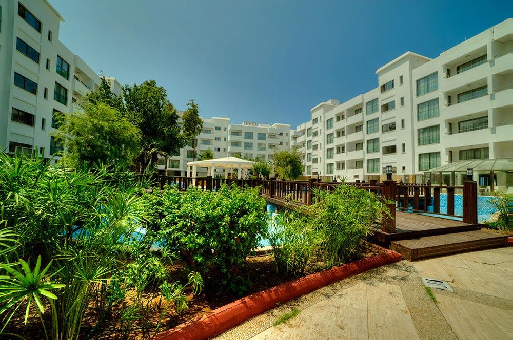 Jasmine Court Hotel & Casino كيرينيا المظهر الخارجي الصورة
