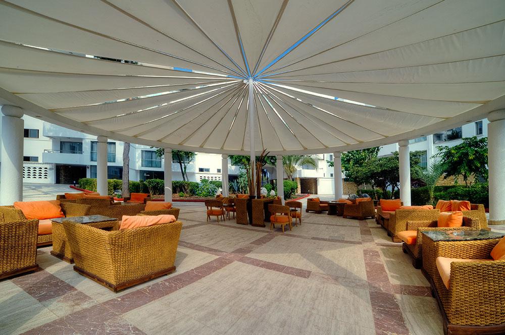 Jasmine Court Hotel & Casino كيرينيا المظهر الخارجي الصورة