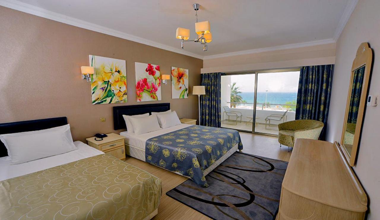 Jasmine Court Hotel & Casino كيرينيا المظهر الخارجي الصورة