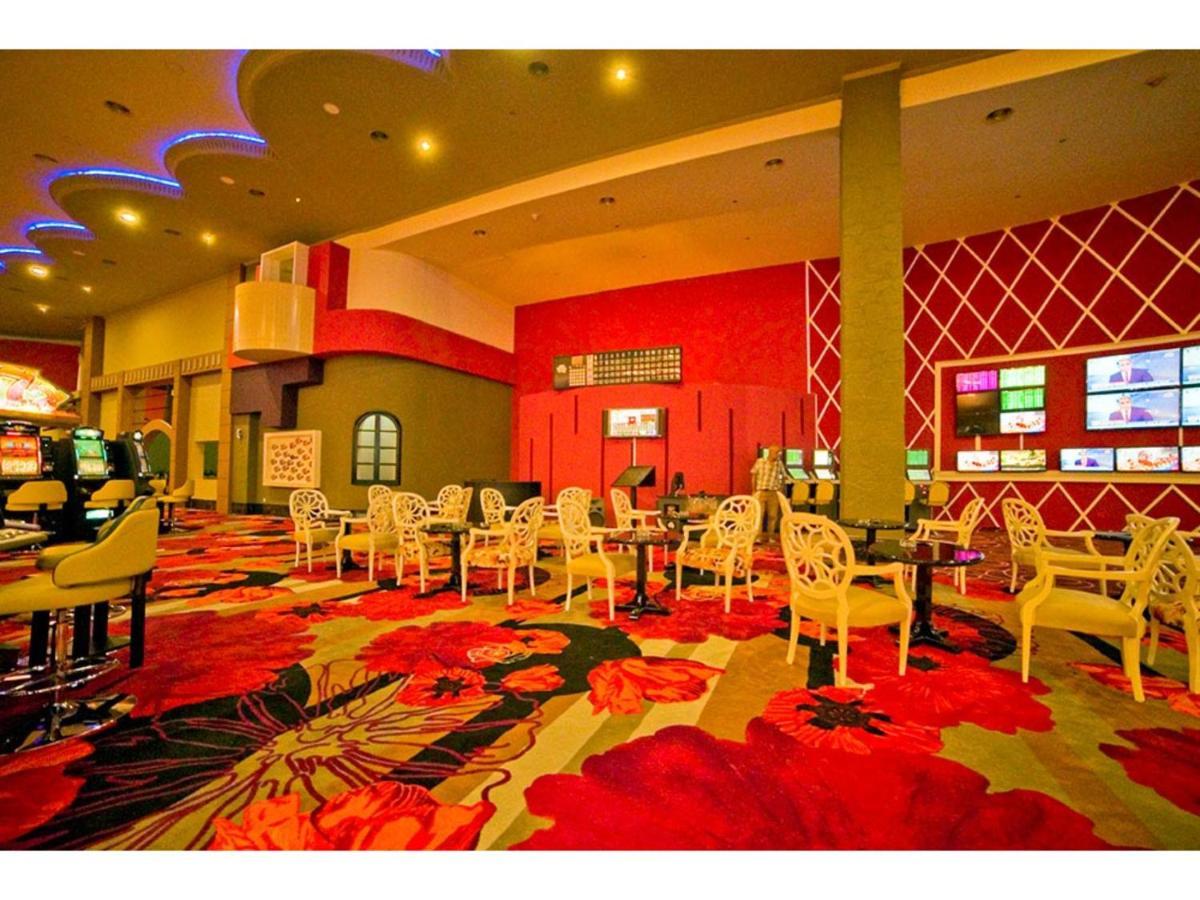 Jasmine Court Hotel & Casino كيرينيا المظهر الخارجي الصورة