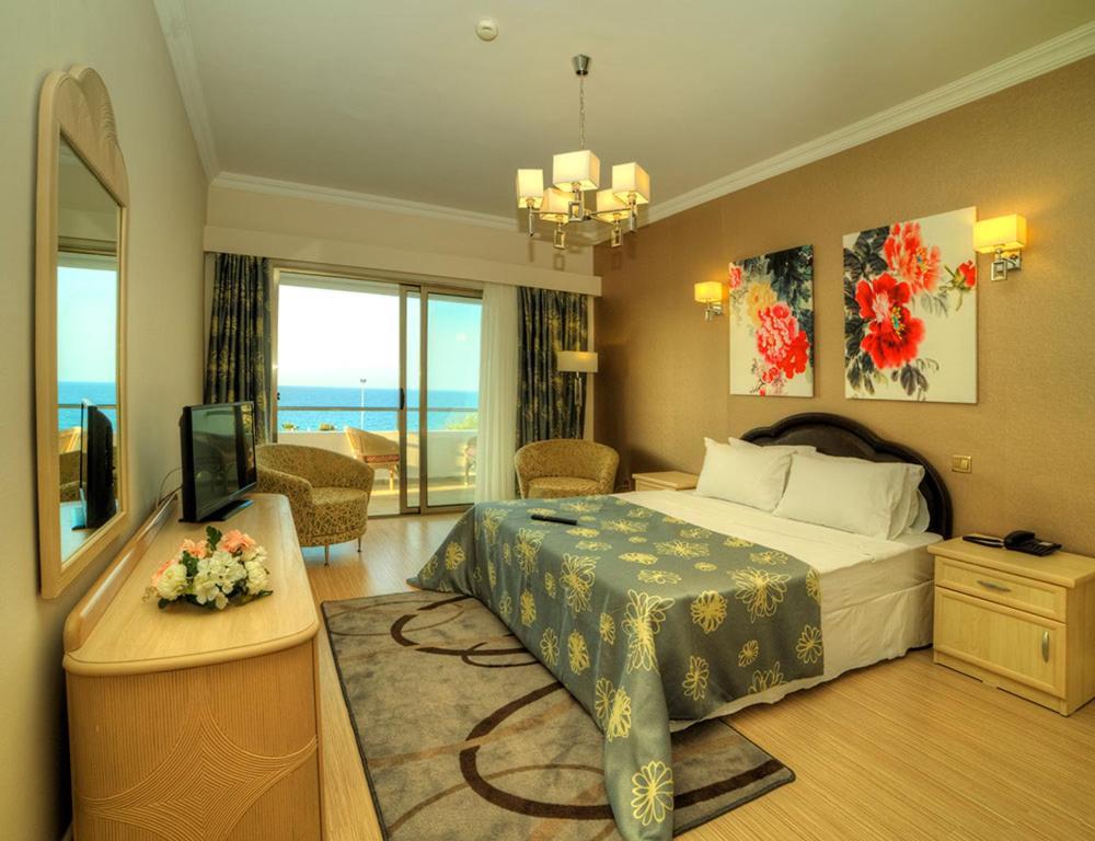 Jasmine Court Hotel & Casino كيرينيا المظهر الخارجي الصورة