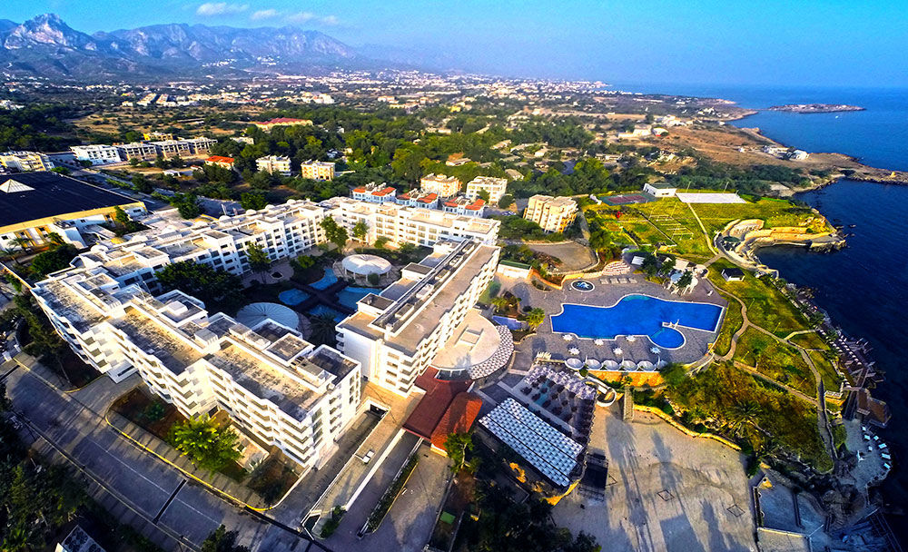 Jasmine Court Hotel & Casino كيرينيا المظهر الخارجي الصورة