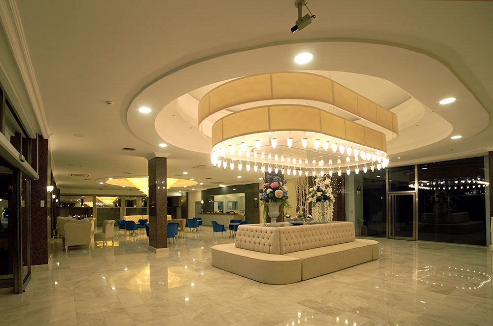 Jasmine Court Hotel & Casino كيرينيا المظهر الداخلي الصورة